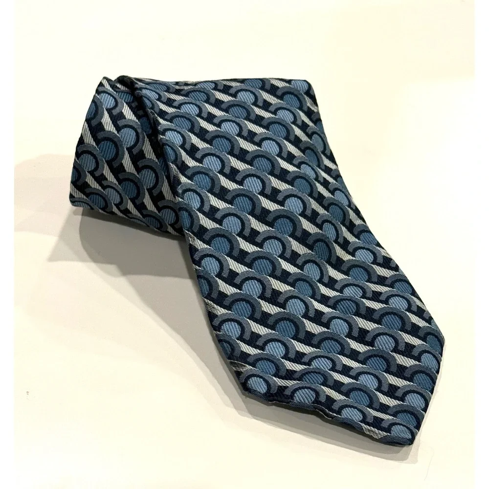 Tommy Hilfiger Mens‎ Silk Tie Blue Silver Geometric Arch Pattern Made in England